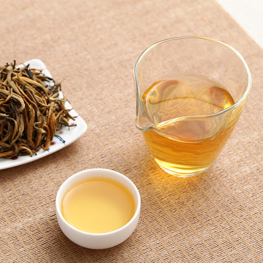 天地间大金芽滇红茶云南滇红红茶茶叶工夫红茶100克装2019头春 商品图4