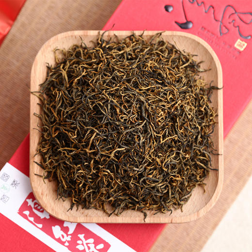天地间金丝红 滇红茶 金丝滇红 云南滇红 红茶茶叶2018年 250克 商品图3