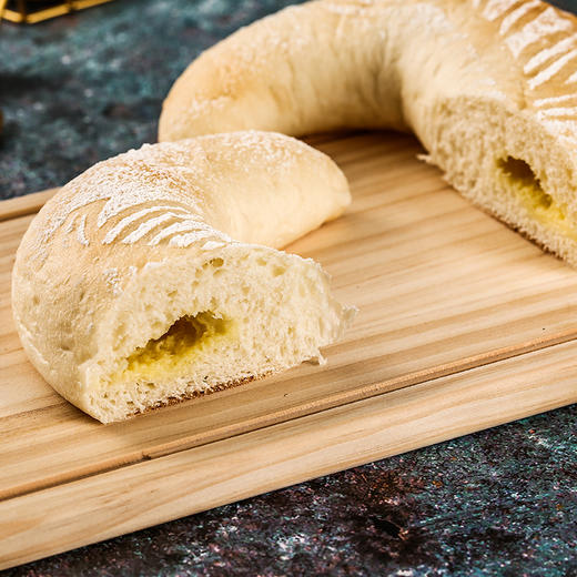 鲜榴莲软欧包 商品图2