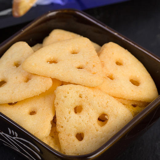 格力高Glico 芝士三角小饼干 40g 商品图5