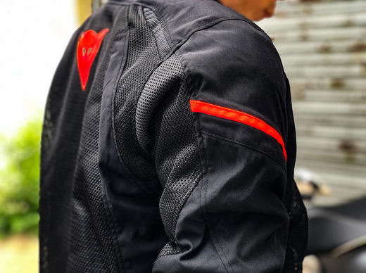 【特价】DAINESE/丹尼斯 AIR FRAME D1 TEX赛车服透气防风防摔防雨水摩托车骑行服 商品图5