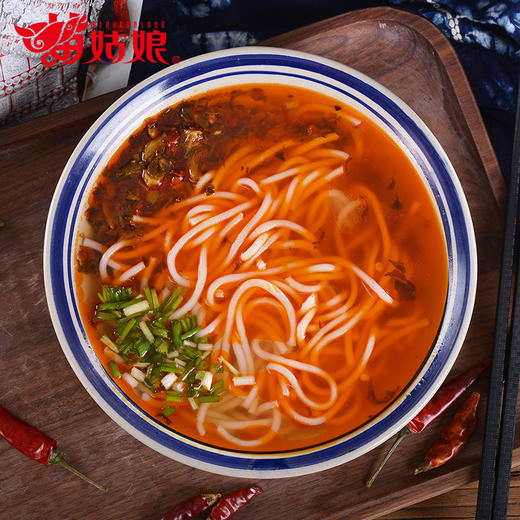 苗姑娘 香菇牛肉米粉2袋+老坛酸菜米粉2袋 商品图2