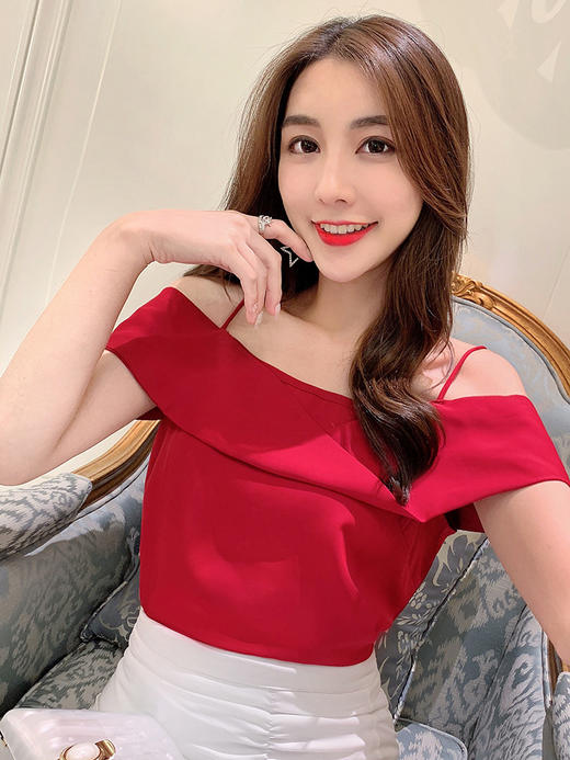 张心子露肩上衣女2019夏装新款潮性感名媛酒红色遮肚子雪纺衫洋气061631 商品图1