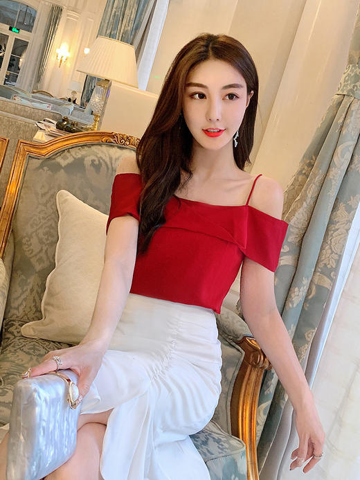 张心子露肩上衣女2019夏装新款潮性感名媛酒红色遮肚子雪纺衫洋气061631 商品图2