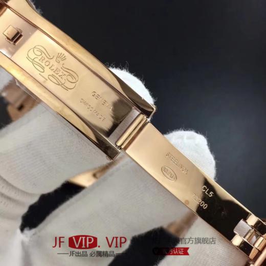 劳力士蚝式恒动SKY-DWELLER这款经典瞩目的腕表专为环球旅行人士而设计，不仅外观设计别开生面，而且是 精湛技术与简易操作的完美结合 商品图2