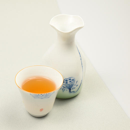 【倩倩直播间推荐】普洱生茶 龙马同庆号 龙马票号 2019年 357g 商品图4