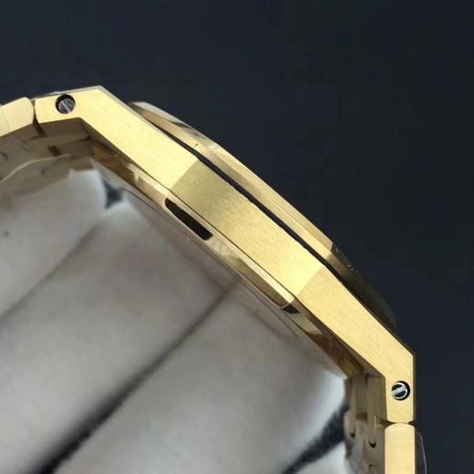 JF爱彼67650，行业唯一买正品开模，厚度与结构和原版一样 釆用原版同类ETA石英金色机芯 商品图6