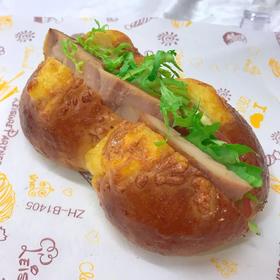 藤椒鸡腿三明治