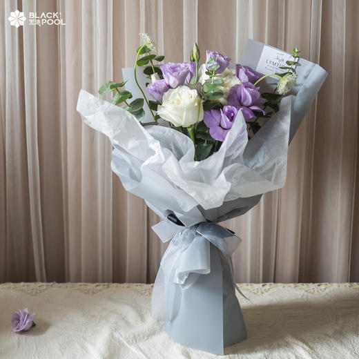 【狮子座守护花】纯洁浪漫的 伊丽莎白玫瑰、翠珠花，真诚不变的 紫色洋桔梗 商品图1