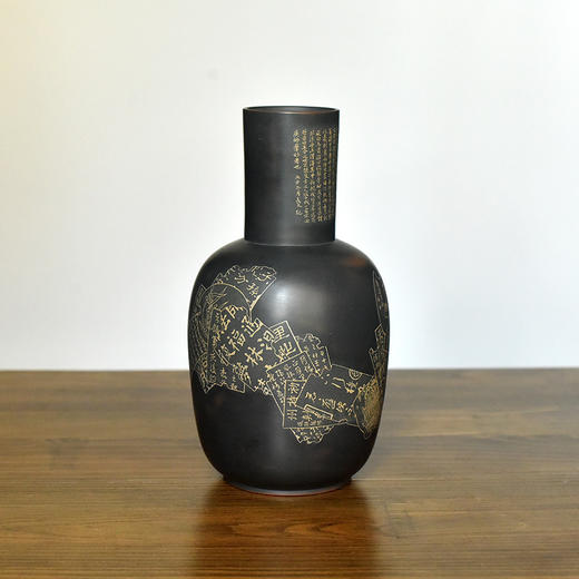徐江书(长文）花瓶 商品图0