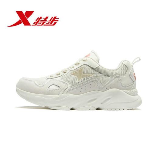 。【特步女鞋】.新款春夏季女老爹鞋跑步鞋休闲鞋透气网面白色881218329599 商品图0