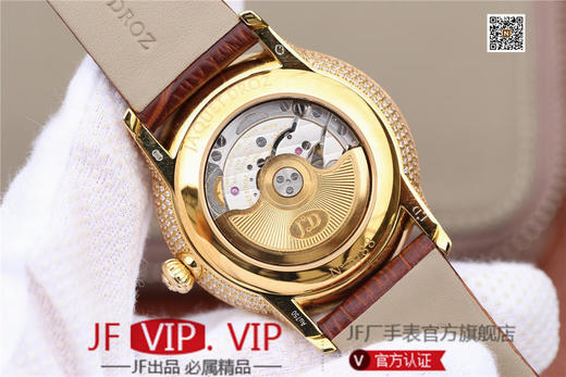 N雅克德罗大秒针系列亅亅J014013226腕表! 烧钢蓝指针 镀18k黄金镶钻！ 贝壳表盘搭配白色钻石 42毫米直径,男士 表壳厚度： 12毫米 商品图13
