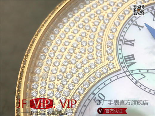 N雅克德罗大秒针系列亅亅J014013226腕表! 烧钢蓝指针 镀18k黄金镶钻！ 贝壳表盘搭配白色钻石 42毫米直径,男士 表壳厚度： 12毫米 商品图5