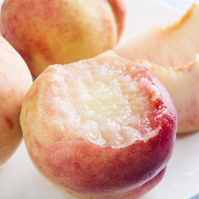 秦王桃带箱约十斤 | 陕西1000多万斤秦王桃成熟待销 与时间赛跑 桃味浓郁 脆甜多汁 营养丰富