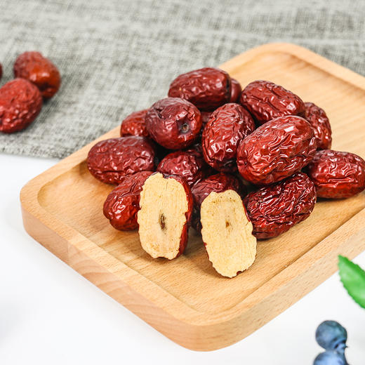 【团长首发限量尝鲜】红枣500g袋装 源自道地产区新疆基地，干制大红枣，个大味甜 商品图3