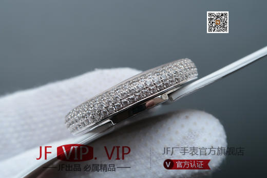 MC伯爵LIMELIGHT系列G0A32099腕表（AISI316L精钢表壳搭配，意大利进口头层沙丁布带，表圈镶嵌天然锆石，搭载瑞士原装石英机芯 商品图3