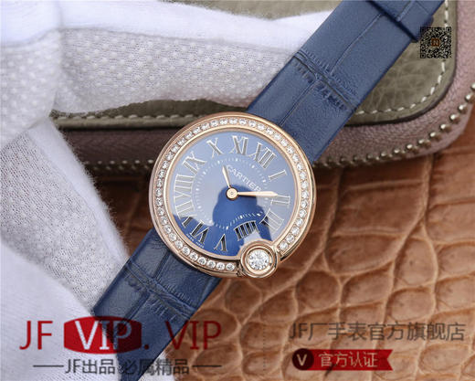 卡地亚BALLON BLANC DE CARTIER系列腕表。这款女士珠宝腕表的最大亮点在于表壳4时位置点缀一颗光华璀璨的钻石，巧妙 商品图5