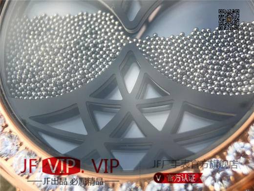 N伯爵ALTIPLANO系列 G0A34175腕表，和原装一样的沙漏自动翻盖，进口石英机芯，43mm直径，蓝宝石镜面，原装表扣，真皮表带，人工蓝宝石 商品图5