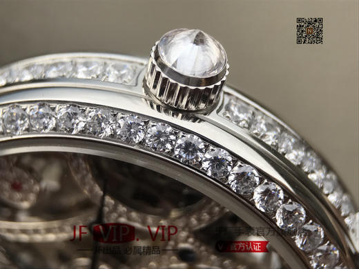 N伯爵高级珠宝陀飞轮、品牌举世闻名的超薄机芯技术与超凡珠宝工艺完美结合，再次突破超薄珠宝陀飞轮极限，让梦想变成闪耀现实。 商品图13