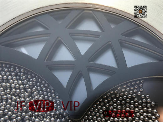 N伯爵ALTIPLANO系列 G0A34175腕表，和原装一样的沙漏自动翻盖，进口石英机芯，43mm直径，蓝宝石镜面，原装表扣，真皮表带，人工蓝宝石，做工精细 商品图4