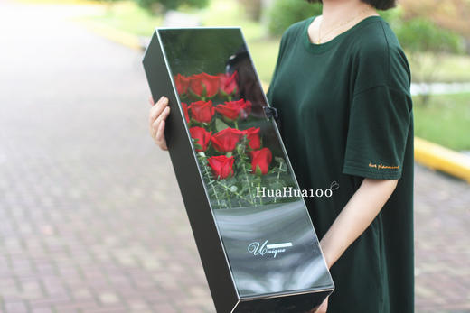 爱的呢喃A丨11朵红玫瑰尤加利礼盒 商品图1