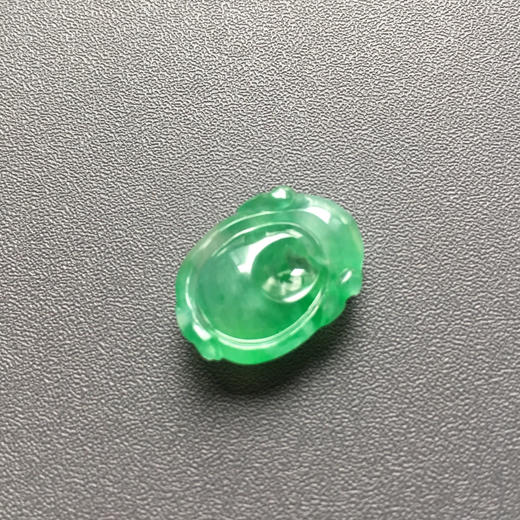 4号高冰种阳绿翡翠金蟾 商品图4