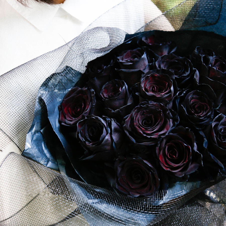 【小黑裙coco chanel】进口厄瓜多尔黑玫瑰花束