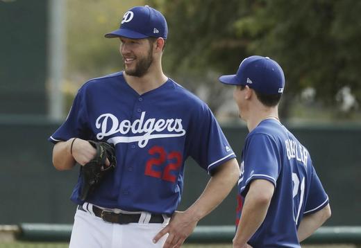 LA现货 抖主同款 Dodgers道奇队 开衫宽松球衣 棒球T恤衫 商品图1