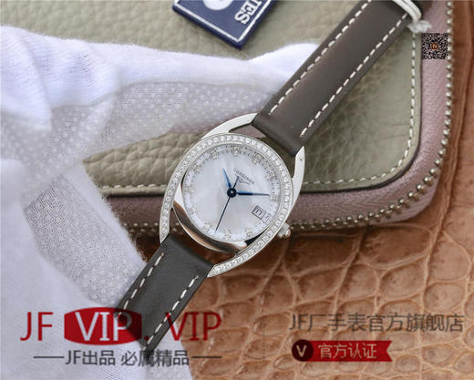 GS浪琴马术系列骑仕腕表闪耀登场。温柔清雅，高贵简约，来自专属于马术的典范。女士腕表，皮表带，石英机芯，密底。 商品图2