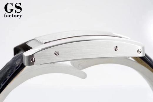 GS卡地亚美式坦克WSTA0016腕表曼妙登场！苗条多姿的外形，简约秀丽的设计，是现代女性的不二之选！ 商品图7