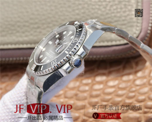 NAIL劳力士水鬼。男士腕表，精钢表带，自动机械机芯，密底。十大特色：1陶瓷圈：绿色陶瓷圈达到正品99% 的翠绿，黑水鬼达到100%无色差。 商品图10