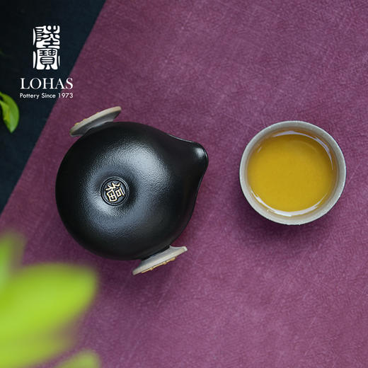 【LOHAS陆宝 开门见福喜从天降】德国设计金奖 茶具礼盒套装 茶礼陶瓷茶具送礼自用高端功夫茶具套组当代人文美学茶壶茶杯茶盘旅行组快客杯套组节日伴手礼陶瓷茶具【台湾陆宝】 商品图3