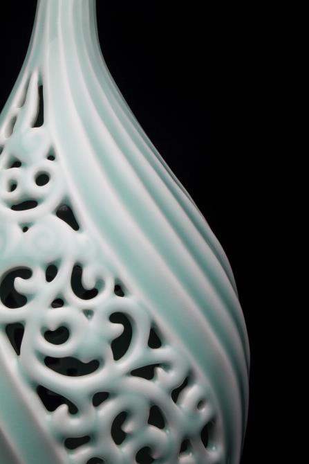 镂空雕春芽对瓶 刘立制 商品图4