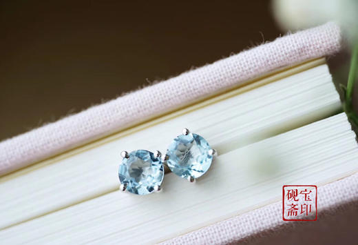 天使之泪，18k海蓝宝耳钉 商品图0