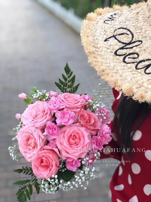 【一生所爱】黛安娜玫瑰6 多头粉康8 高山羊齿2 随机送白色满天星 商品图3