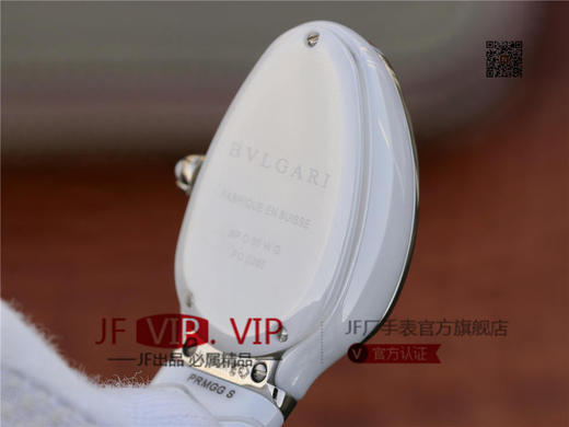 BV宝格丽SERPENTI系列白色陶瓷与黑陶瓷腕表以精美蛇形向众人展现时尚奢华之美。表圈处镶嵌切割美钻，精美奢华 商品图6