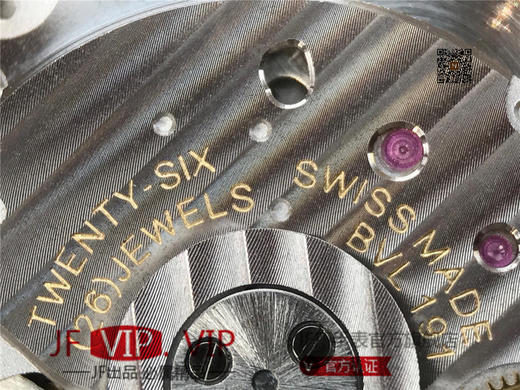 宝格丽 OCTO系列102737腕表，表径41X10mm，100%进口316L精钢表壳使用cnc数控机床精雕细琢，搪瓷表盘经过十几道工序制作而成 商品图11