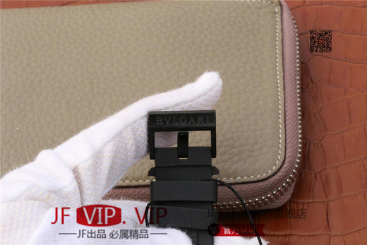 宝格丽 OCTO系列102737腕表，表径41X10mm，100%进口316L精钢表壳使用cnc数控机床精雕细琢，搪瓷表盘经过十几道工序制作而成 商品图12