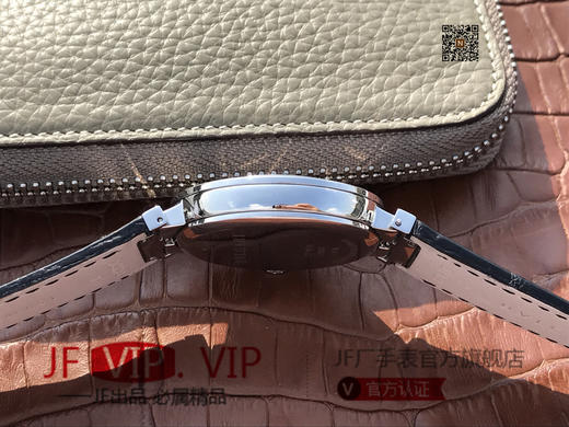 宝格丽创意珠宝系列102571 LU40C6SSPGLD。40mm中性腕表，男士女士兼顾。 商品图5