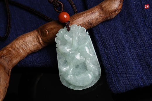 翡翠精雕【羊】生肖牌丨赠证书 商品图0