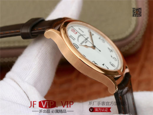 GS江诗丹顿——历史名作系列86122/000P-9362光泽亮丽的方形外壳，内衬简洁的麦穗面盘，搭配意大利小牛皮表，最大限度还原正品的艺术感官。 商品图4
