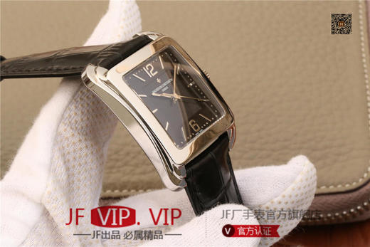 GS江诗丹顿历史名作系列86300款 光泽亮丽的方形外壳，内衬简洁的麦穗面盘，搭配意大利小牛皮表，最大限度还原正品的艺术感官。 商品图7