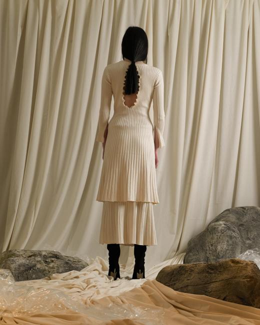 Rib-knit O-back Dress - Ivory 商品图1