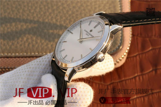 TW江诗丹顿传承系列81578腕表，采用Cal.1120 超薄自动上弦腕表，摆陀采用主体镂空边缘挂21K黄金边的做法 商品图5