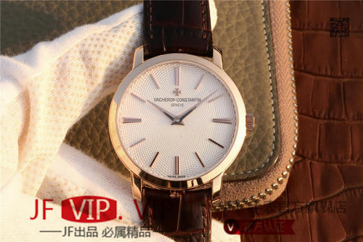 TW江诗丹顿传承系列81578腕表，采用Cal.1120 超薄自动上弦腕表，摆陀采用主体镂空边缘挂21K黄金边的做法 商品图0