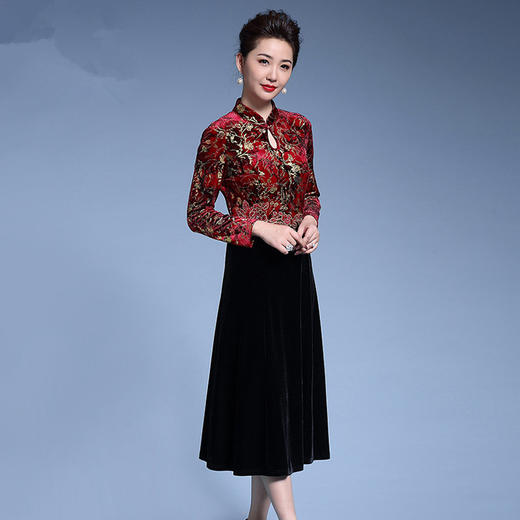 MY-69151新款中老年妈妈丝绒绣花改良旗袍大摆裙 商品图1