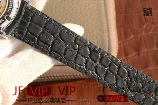 TW江诗丹顿传承系列81578腕表，采用Cal.1120 超薄自动上弦腕表，摆陀采用主体镂空边缘挂21K黄金边的做法 商品图6