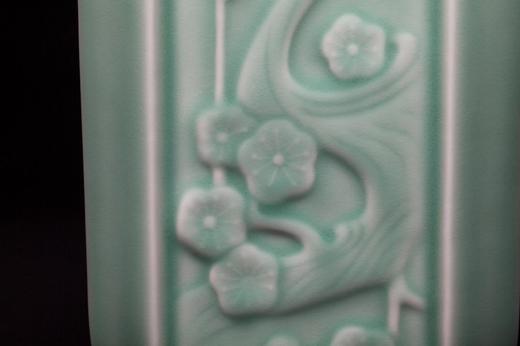 青瓷四方梅花签筒 商品图3
