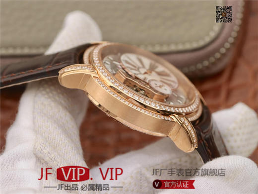 V9爱彼千禧系列15350款男装腕表镶钻系列，一款上手才知道靓的耐看型手表。V9不惜重金原装开模，逐个零件开模原装4101机芯 商品图5