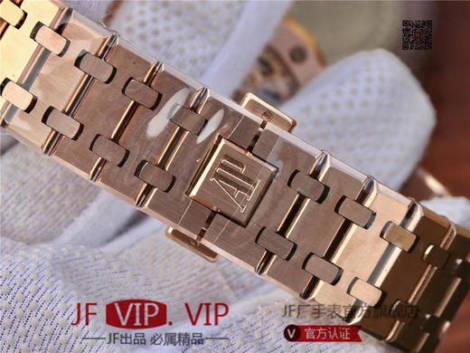 爱彼V2升级版皇家橡树26518真陀飞轮男士腕表。这是一项对精度密要求极其严苛的高级制表工艺，丝毫分差都可能会影响机芯的走时精度或防震效果 商品图8